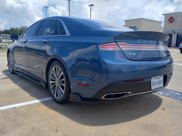 Photo of 2019 Blue Lincoln MKZ