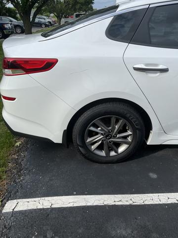 Photo of 2019 White Kia Optima