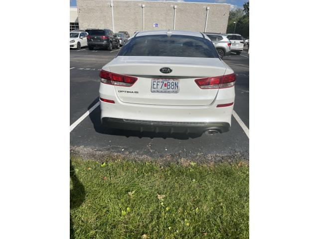 Photo of 2019 White Kia Optima