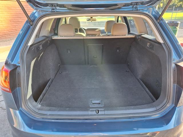 Photo of 2017 Blue Volkswagen Golf SportWagen