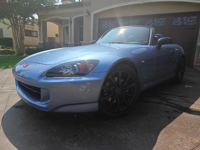 Photo of 2004 Blue Honda S2000
