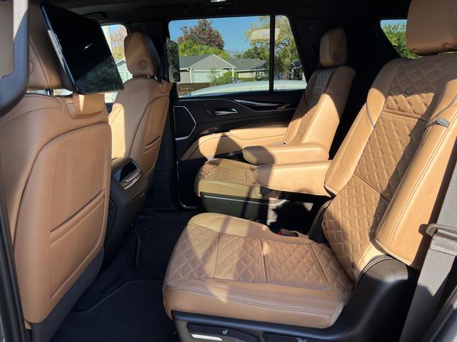 Photo of 2023 White Cadillac Escalade