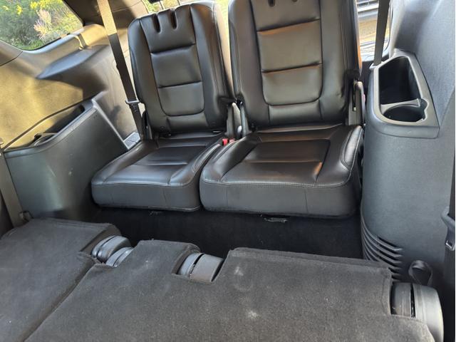Photo of 2019 Black Ford Explorer