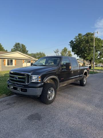 Photo of 2005 Gray Ford F-250