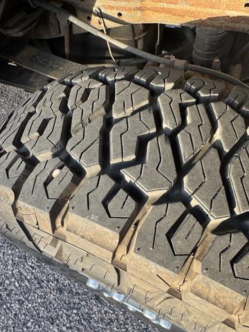Photo of 2005 Gray Ford F-250