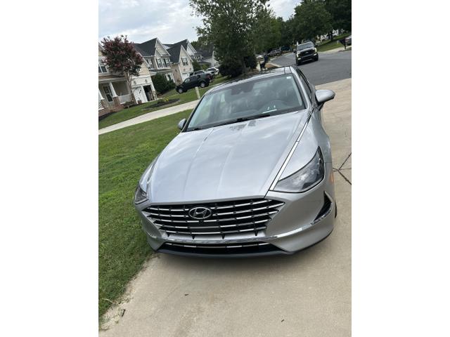 Photo of 2023 Gray Hyundai SONATA Hybrid