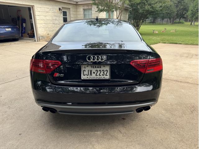 Photo of 2014 Black Audi S5
