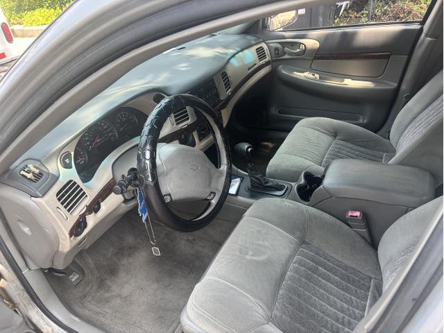 Photo of 2003 Silver Chevrolet Impala