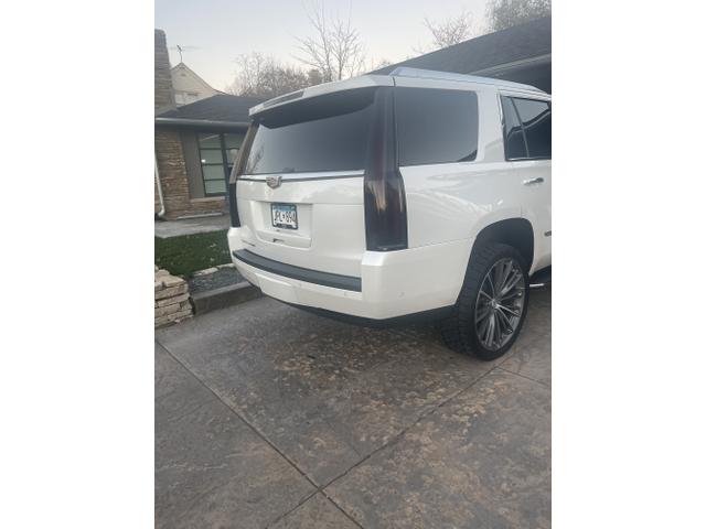 Photo of 2018 White Cadillac Escalade