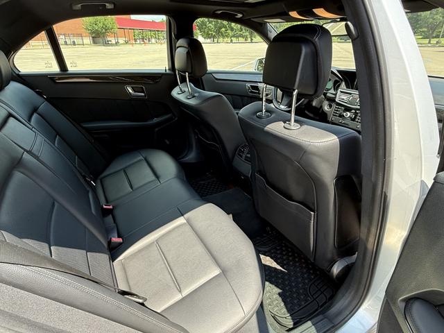 Photo of 2011 Silver Mercedes-Benz E-Class