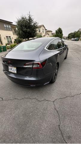 Photo of 2018 Gray Tesla Model 3