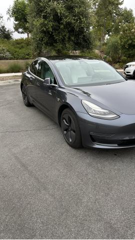 Photo of 2018 Gray Tesla Model 3