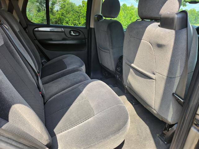 Photo of 2007 Silver GMC Envoy