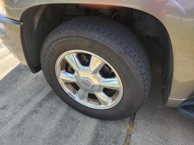 Photo of 2007 Silver GMC Envoy