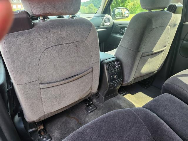 Photo of 2007 Silver GMC Envoy