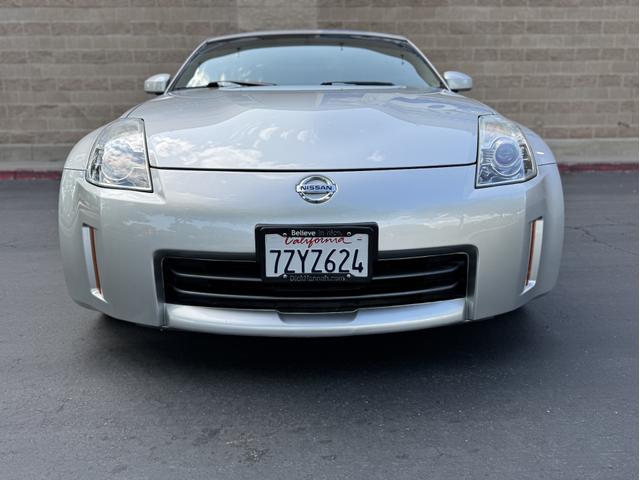 Photo of 2008 Silver Nissan 350Z