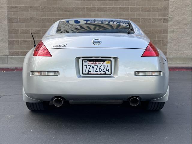 Photo of 2008 Silver Nissan 350Z