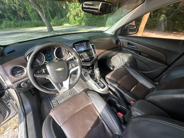 Photo of 2015 Silver Chevrolet Cruze