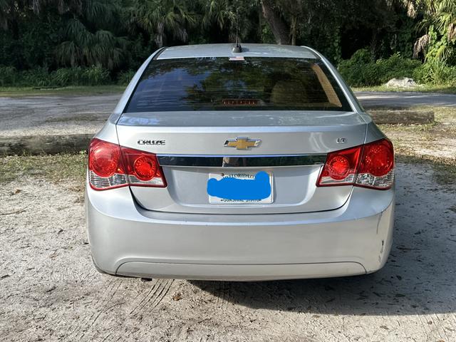 Photo of 2015 Silver Chevrolet Cruze