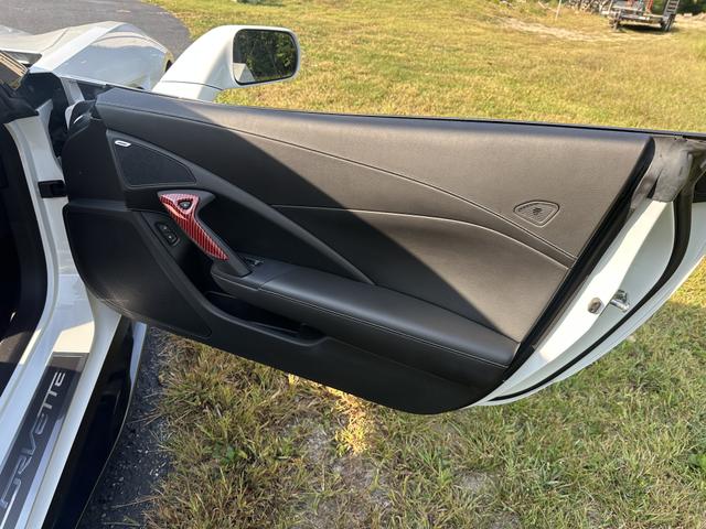 Photo of 2019 White Chevrolet Corvette