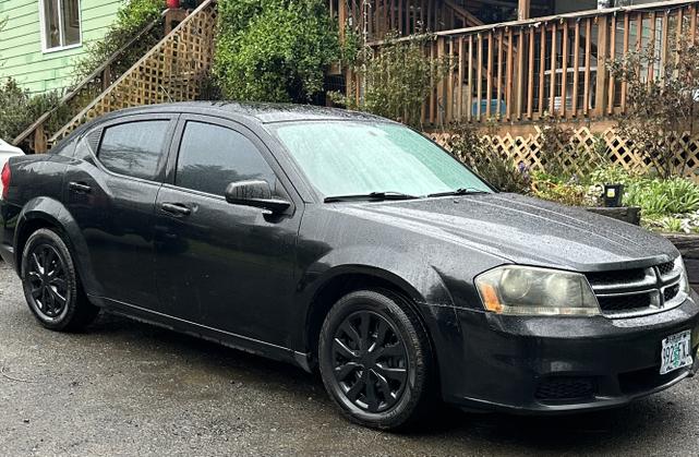 Photo of 2011 Black Dodge Avenger
