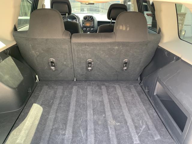 Photo of 2016 White Jeep Patriot
