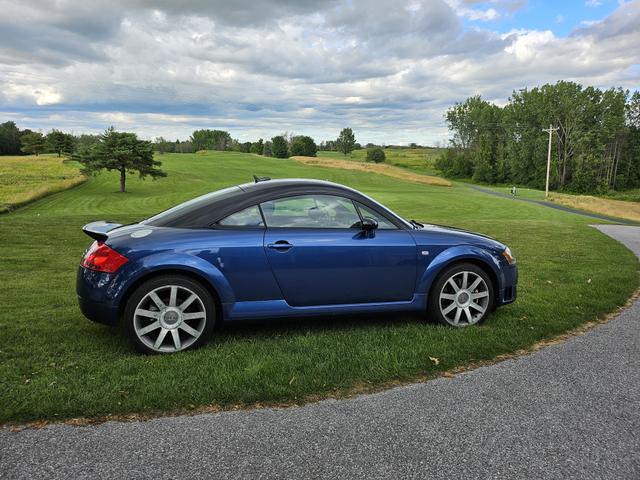 Photo of 2006 Blue Audi TT