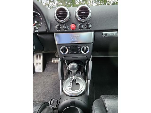 Photo of 2006 Blue Audi TT