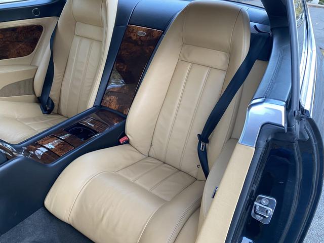 Photo of 2004 Black Bentley Continental GT