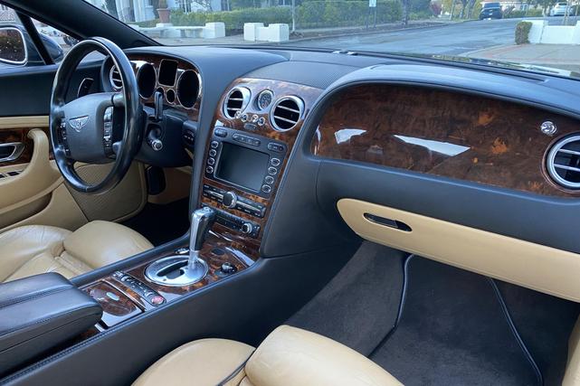 Photo of 2004 Black Bentley Continental GT