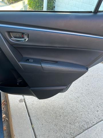 Photo of 2015 Gray Toyota Corolla