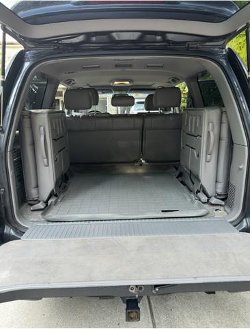 Photo of 2006 Gray Toyota Land Cruiser