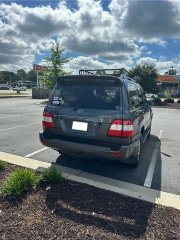 Photo of 2006 Gray Toyota Land Cruiser