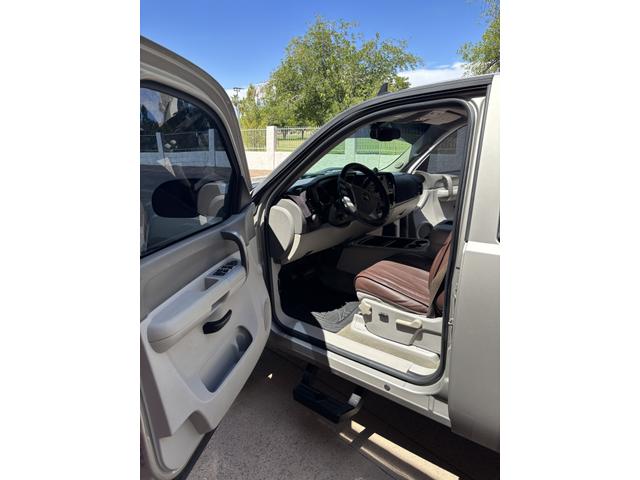 Photo of 2009 Silver GMC Sierra 1500
