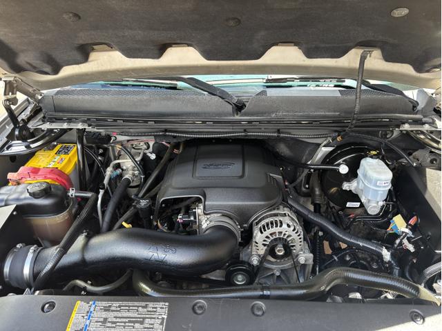 Photo of 2009 Silver GMC Sierra 1500
