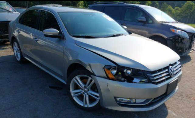 Photo of 2014 Silver Volkswagen Passat