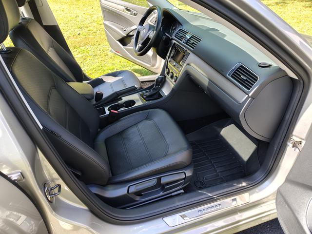 Photo of 2014 Silver Volkswagen Passat