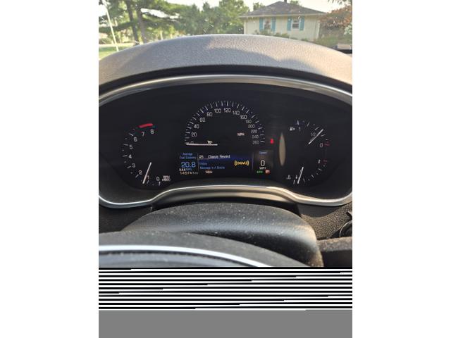 Photo of 2013 White Cadillac SRX