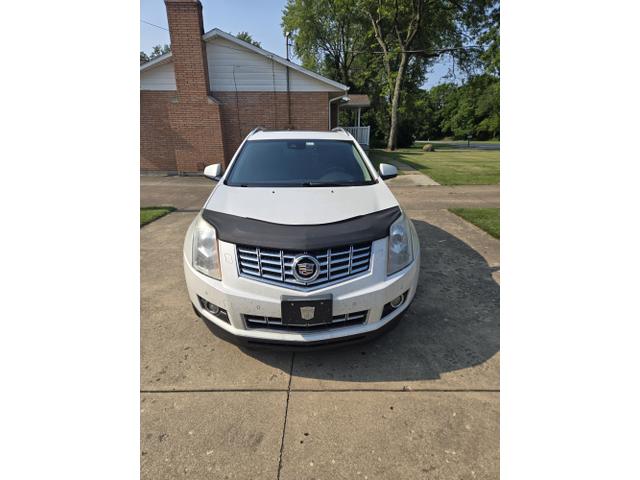 Photo of 2013 White Cadillac SRX