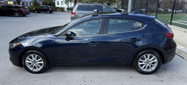 Photo of 2016 Blue Mazda Mazda3