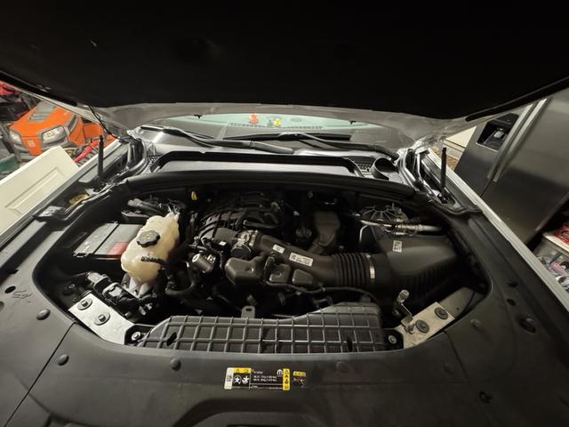 Photo of 2024 White Jeep Grand Cherokee