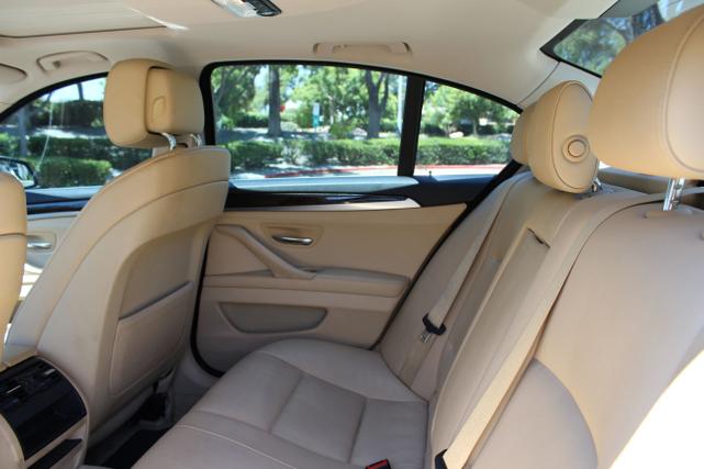 Photo of 2013 White BMW 528
