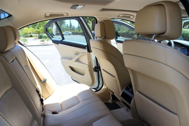 Photo of 2013 White BMW 528