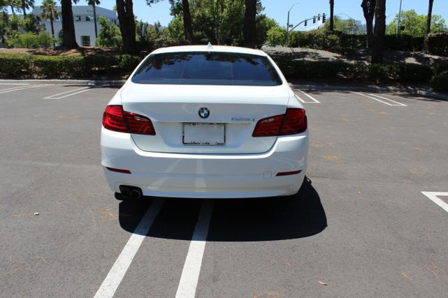 Photo of 2013 White BMW 528