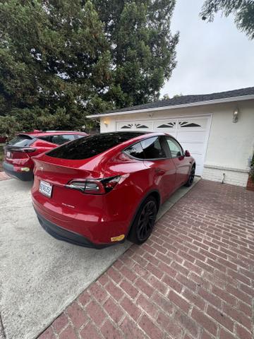 Photo of 2022 Red Tesla Model Y