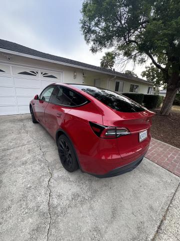 Photo of 2022 Red Tesla Model Y