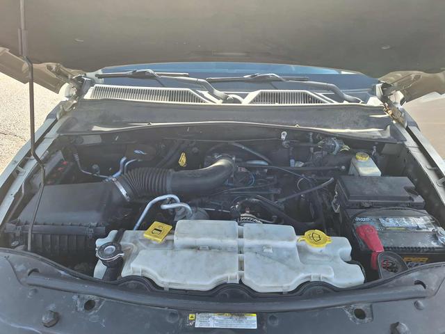 Photo of 2011 Beige Jeep Liberty