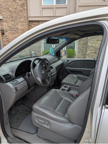 Photo of 2008 Gold Honda Odyssey