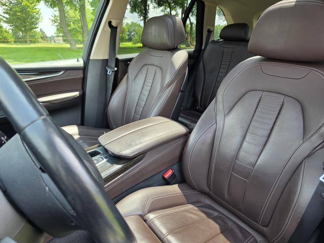Photo of 2015 Blue BMW X5