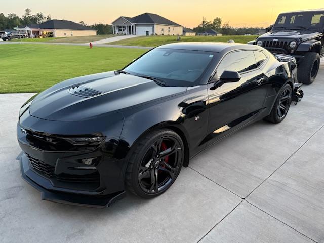 Photo of 2022 Black Chevrolet Camaro